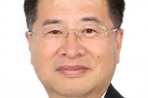 [공직자의 창] 판이 흔들릴 때 기회가 생긴다