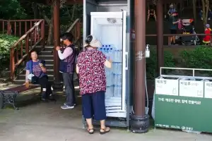 중랑구, ‘중랑옹달샘’ 본격 가동…하루 생수 1만 2000병 지원한다