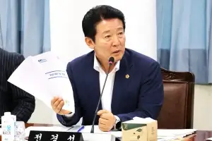 전남기록원 기본 계획, 부실 용역 감사 촉구