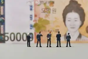 “성관계 하면 이자 감면 제안, 야만적” 판사 질타 들은 악덕 대부업자