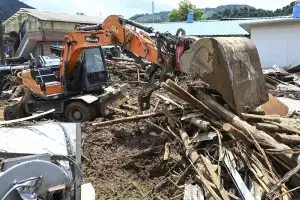 수마가 할퀸 마을, 복구는 ‘먼 길’