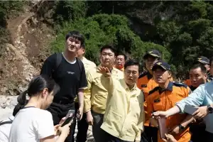 가평 수해 현장 재방문 김동연, ‘일상회복지원금 지급’ 지시···조례 시행 뒤 첫 지급