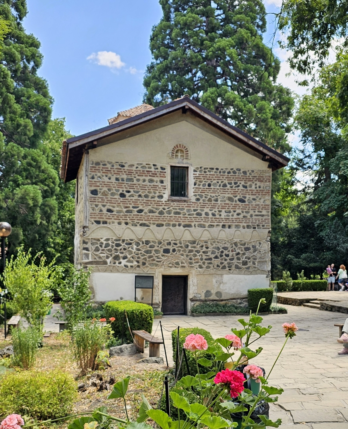 불가리아 소피아 외곽에 있는  보야나 교회는 14세기 오스만 제국 시대 세워진 건물로 유네스코 세계문화유산에 등재됐다.