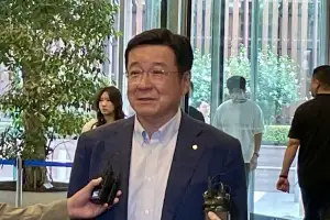 이찬희 “이재용, 등기임원 복귀해 죽을 각오로 공격적 경영 나서야”