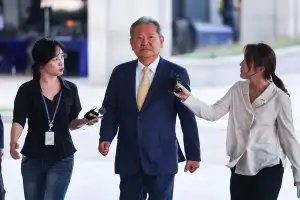 수사 칼날 국무위원 향하는 내란 특검… 이상민 전 장관 피의자 조사