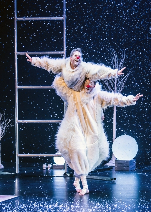 케나다 퀘백 레 푸투쿠르의 서커스·광대극 ‘글로브’(Glob). ©AndreChevrier·국제어린이청소년연극협회 제공