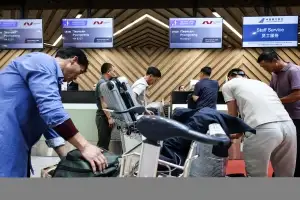 북러 항공 연결…첫 ‘평양행’ 비행기 체크인