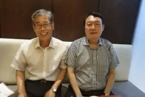 신평 “尹 1.8평 독방, 유영철 같은 사형수 배당되는 곳…미국 개입해달라”
