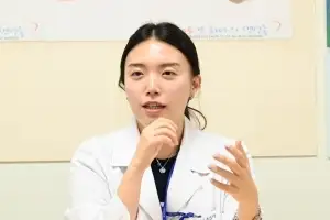 “본능적으로 막았다”…다리 위 자살시도자 온몸으로 구한 여성 정체