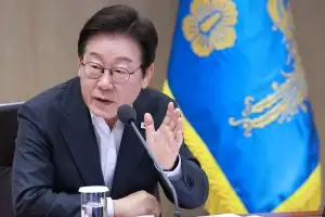 李 대통령 “국방일보 심각, 기강 잡아야”… 왜?