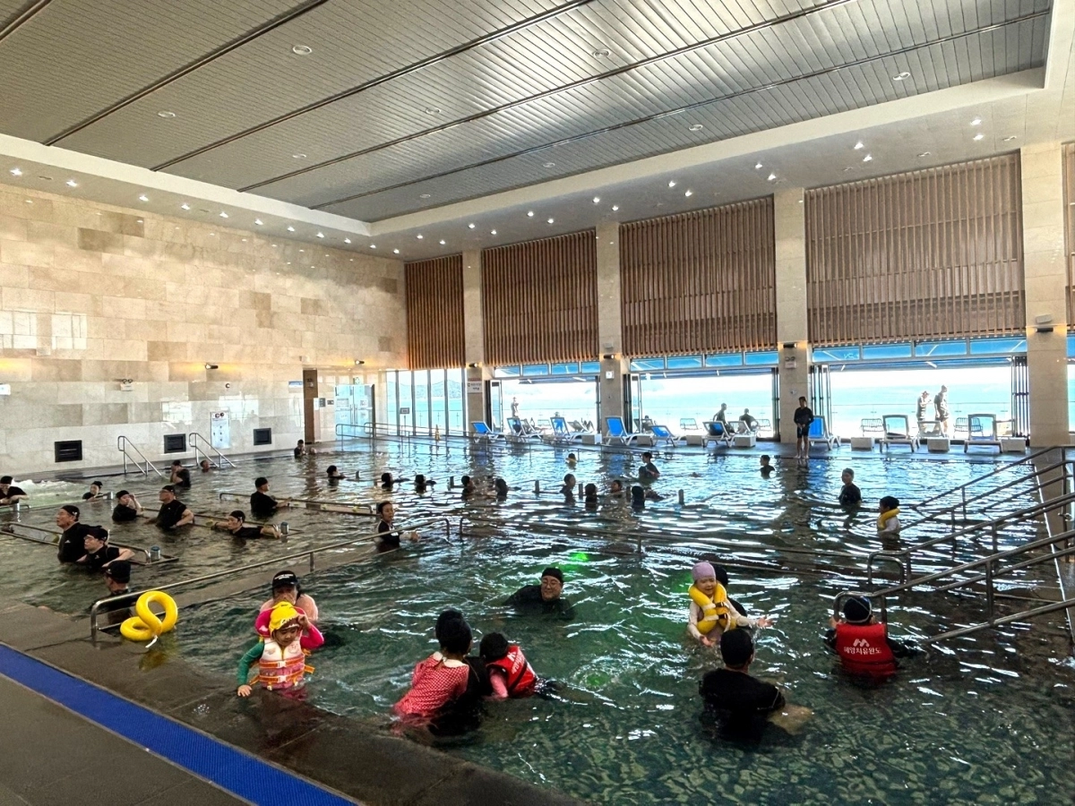 완도해양치유센터 1층 딸라소풀 전경