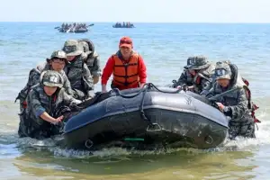 [포토] 해병대 상륙 작전 체험