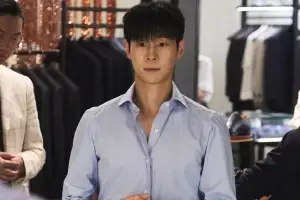 갤럭시, ‘메이크 유어 엘레강스’ 첫 대상자로 대니 구 선정