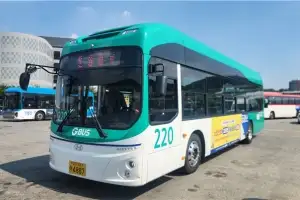 경기도 버스 요금 6년 만에 오른다…이르면 10월부터 200~400원 인상