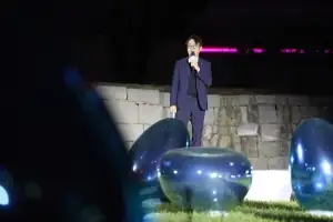서울시의회 도시계획균형위원회, ‘서울라이트 DDP 2025 여름’ 개막 축하