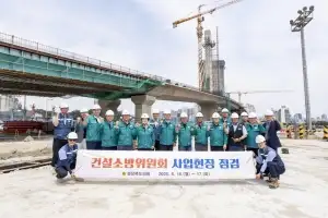 현장은 발로 정책은 머리로…경북 발전 이끄는 두 바퀴 ‘경북도의회 건설소방위’