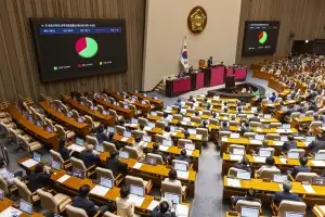 ‘AI 교과서→교육자료’ 본회의 통과… 尹정부 때 폐기된 양곡법·농안법도 의결