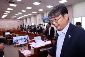 국힘 “與이춘석 차명 주식 거래 고발”…李 “차명 거래 사실 아냐”