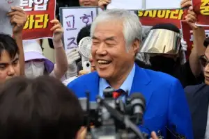[포토] 사랑제일교회 압수수색, 발언하는 전광훈 목사