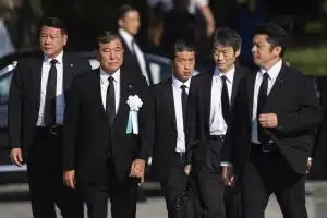 日히로시마 원폭 80년 ‘비핵 3원칙’ 지킨다...핵무기금지조약엔 침묵