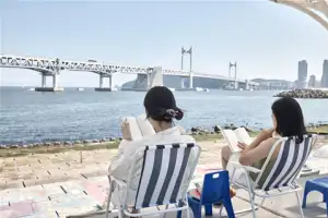 한여름 해변서 열리는 특별한 도서관..해운대해수욕장 8월16일