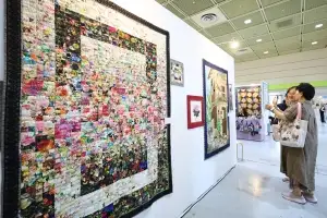 꽃처럼 피어난 퀼트