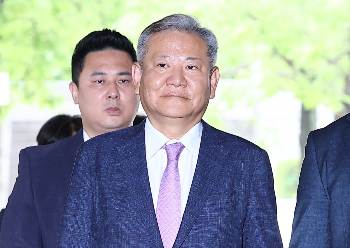 이상민 전 행정안전부 장관이 구속 전 피의자 심문(영장실질심사)을 위해 지난달 31일 서울 서초구 서울중앙지방법원으로 들어서고 있다. 2025.7.31 연합뉴스