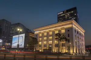 ‘내수 침체’ 백화점 빅3, 매출 나란히 하락세