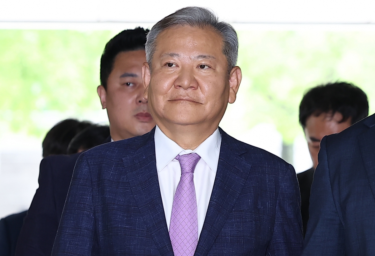 이상민 전 행정안전부 장관이 구속 전 피의자 심문(영장실질심사)을 위해 지난달 31일 서울 서초구 서울중앙지방법원으로 들어서고 있다. 2025.7.31 연합뉴스