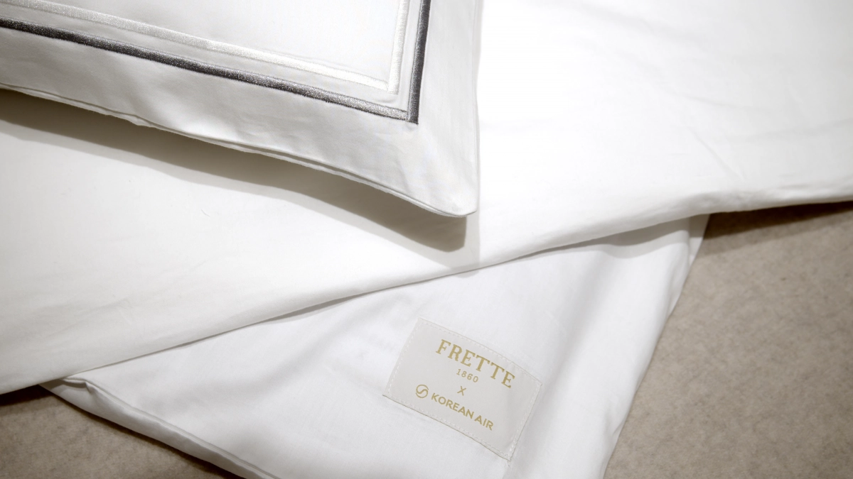 대한항공이 이탈리아 럭셔리 침구 브랜드 프레떼(Frette)의 침구를 제공한다