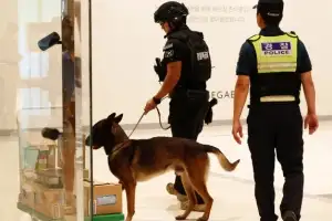 [포토] 백화점 폭발물 수색하는 경찰특공대