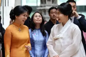 [포토] 김혜경 여사, 베트남 영부인과 박물관 친교