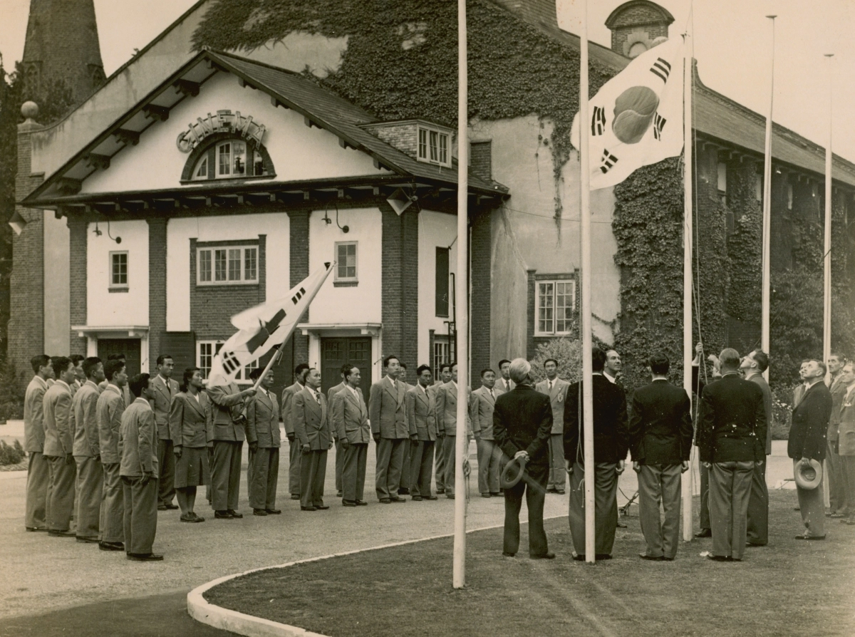 1948년 영국 런던에서 열린 올림픽에 참가한 한국 선수들의 입촌식 사진. 독립기념관 제공