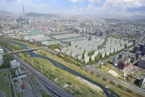 서울 ‘탄천변 동측도로’ 구조 개선 첫삽…교통사고 위험 줄인다