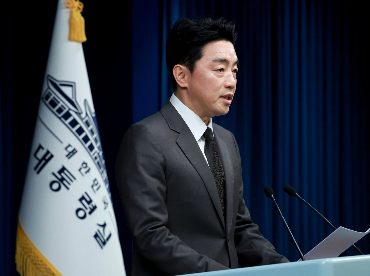 강훈식 대통령비서실장이 13일 서울 용산 대통령실 청사에서 장관급 등에 대한 인사브리핑을 하고 있다. 2025.8.13 연합뉴스