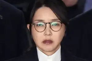 [사설] 자업자득 尹 부부 구속, 견제 없는 권력의 종말