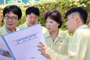 서성란 경기도의원, 의왕 안양천 지방하천 정비사업 현장 점검