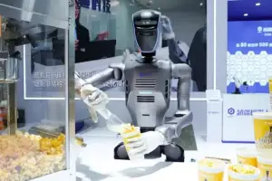 5년전 로봇 개 만들던 중국…몇달만에 격투로봇 출시