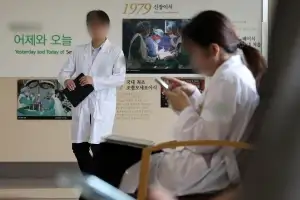 저출생·고령화에 사회서비스 중 ‘의료’ 비중 첫 50% 돌파