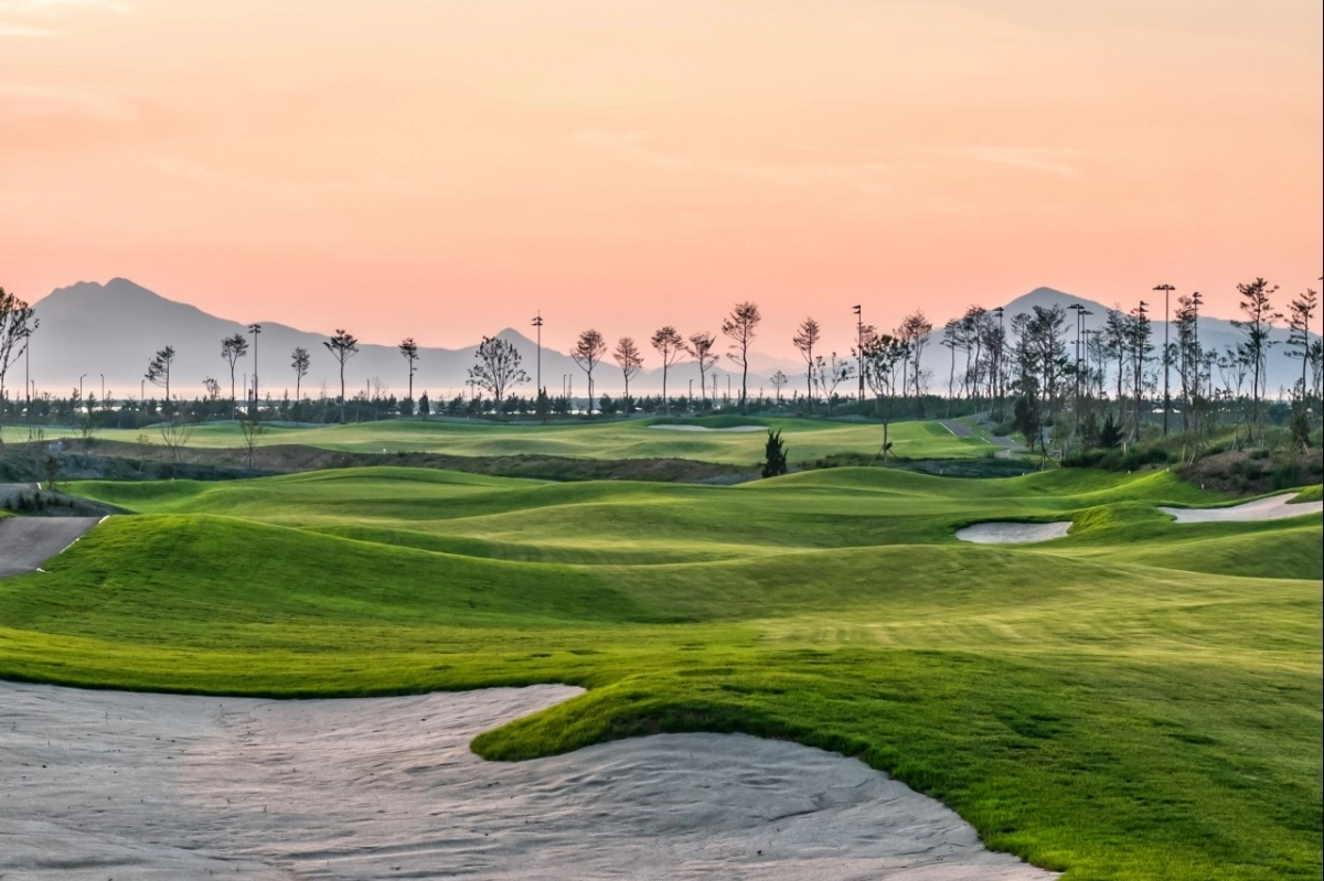 베르힐 코스 1번홀 페어웨이. 베르힐CC영종 제공