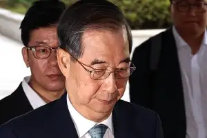 ‘계엄 가담·방조’ 한덕수, 내란특검 피의자 출석