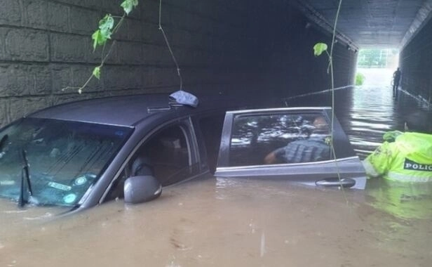 지난 13일 집중호우 때 의정부 굴다리 침수 현장 (의정부경찰서 제공)