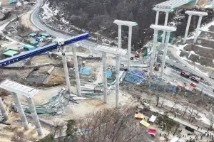 “안성고속도로 교량붕괴, 전도방지시설 임의제거가 결정적”