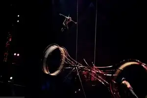 태양의서커스‘쿠자’ 부산 공연..7년만에 한국 재방문