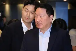 최태원 “성과급 5000% 받는다고 행복해지는 것 아냐”