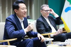 “번영의 과실 공유하라”… 노벨상 석학의 조언