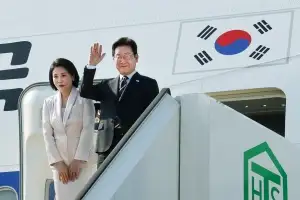 이 대통령, ‘실용·셔틀외교’ 日일정 마무리하고 美워싱턴으로 출발