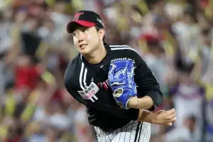 톨허스트·후라도·송성문·양의지…KBO 8월 MVP 후보