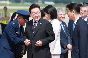 이 대통령 “북한 문제…길을 한 번 만들어봐야 되지 않나”
