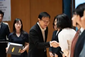 임태희, 신임 교(원)장·교육전문직원 임명장 수여···“함께 나아가면 큰일 이룰 수 있어”